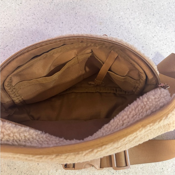 Tan and Cream Women's Fanny Pack Crossbody - Picture 5 of 8